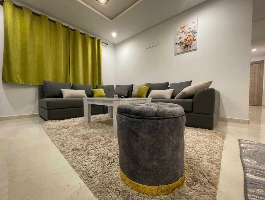 Experience De Luxe Ultime / Parking / Restaurant / Cafe / Carrefour Apartment Oujda Exterior photo